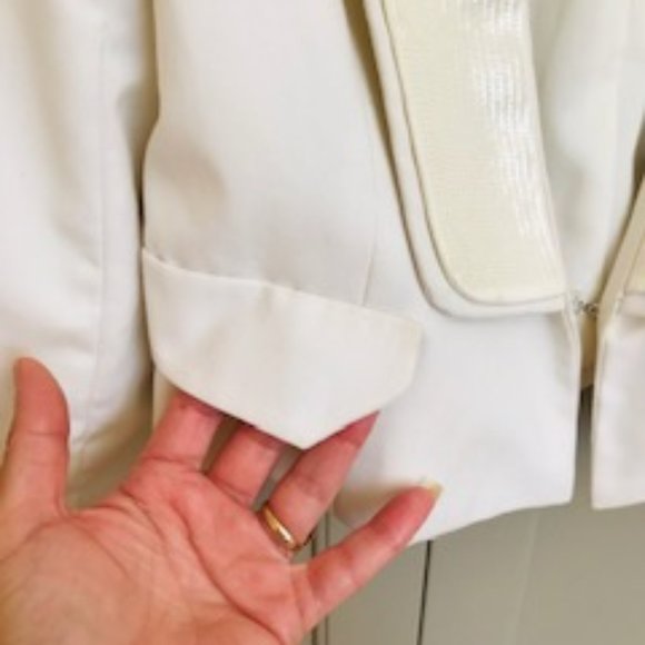 Greylin White Tuxedo Jacket With Sequins - Picture 7 of 9